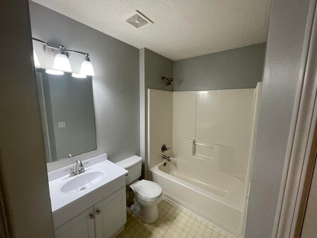 Building Photo - 7590 Chablis Cir