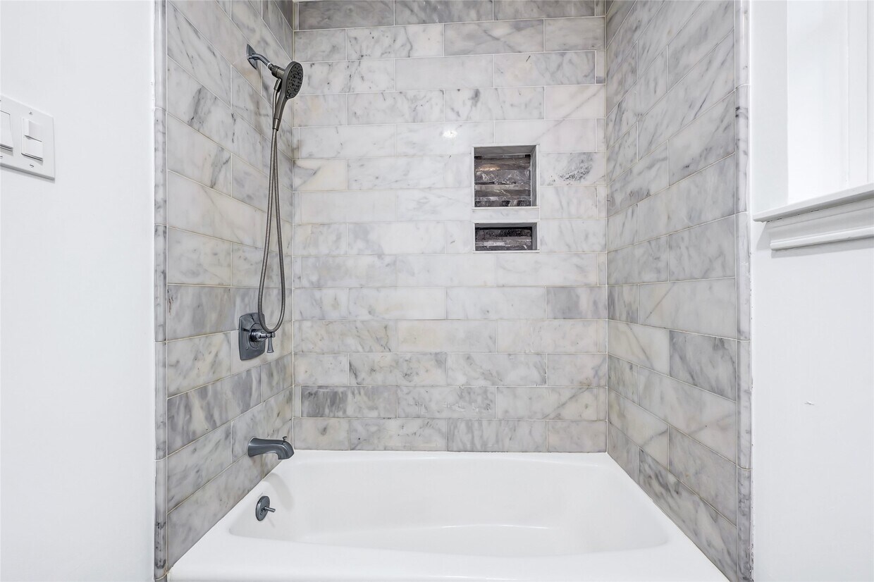 Foto del edificio - 15702 Congo Ln