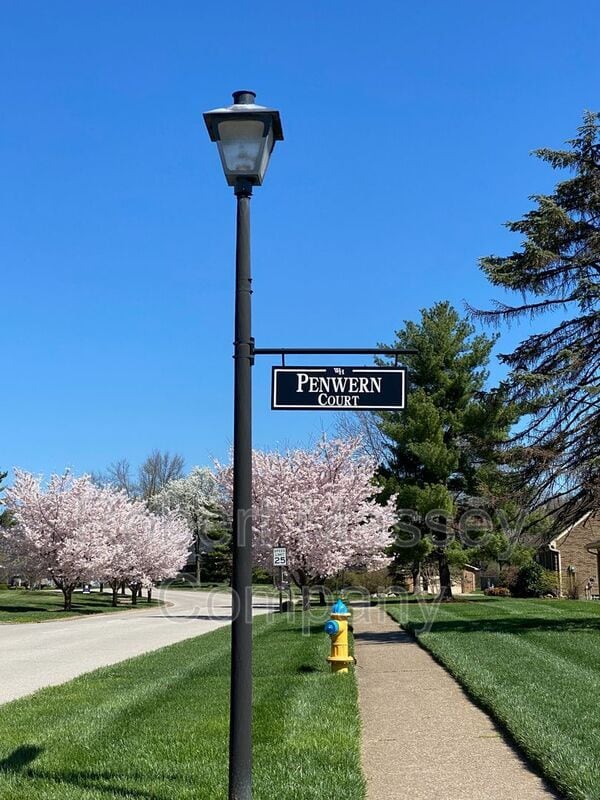 Building Photo - 6802 Penwern Ct