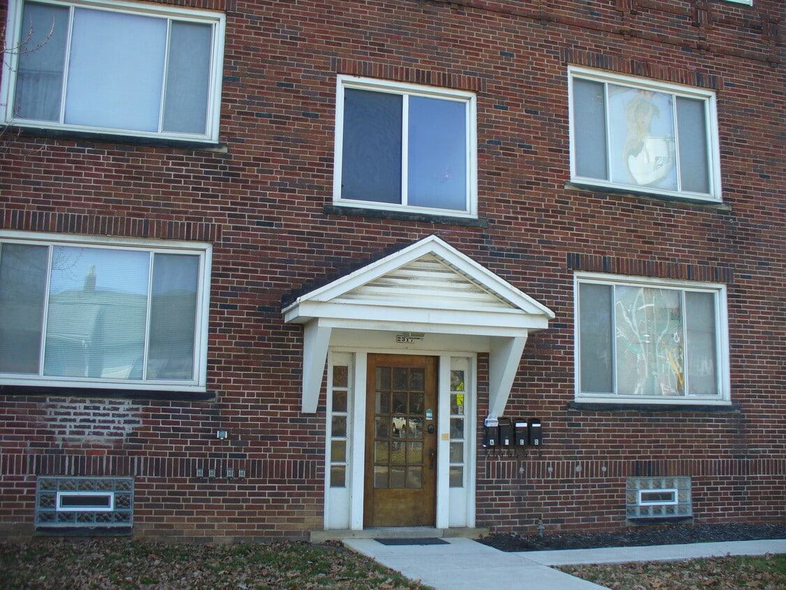 2317 Neil Ave, Columbus, OH 43201 House for Rent in Columbus, OH