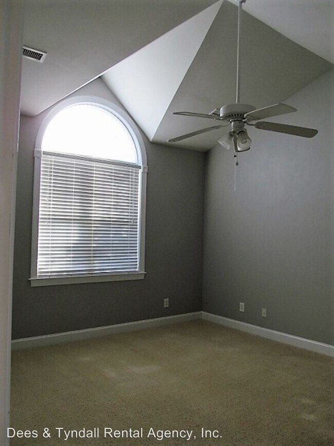 Foto del edificio - 3 br, 2.5 bath House - 102 Chafin Place