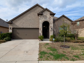 Building Photo - 1013 Sublime Dr