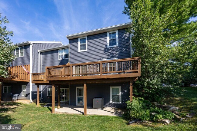 Foto del edificio - 112 Whistling Swan Ln