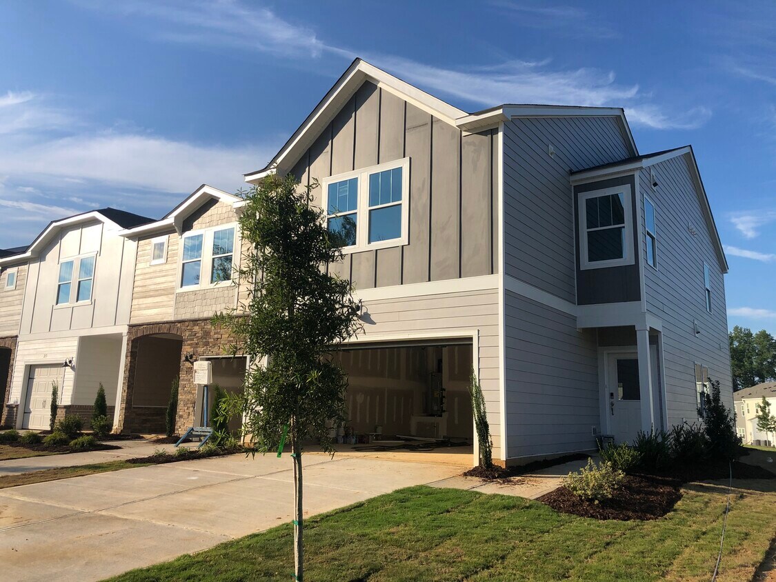 219 Brook Farm Ln, Fuquay Varina, NC 27526 Townhome Rentals in Fuquay