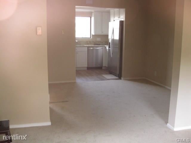 Building Photo - 28026 Ridgebrook Ct