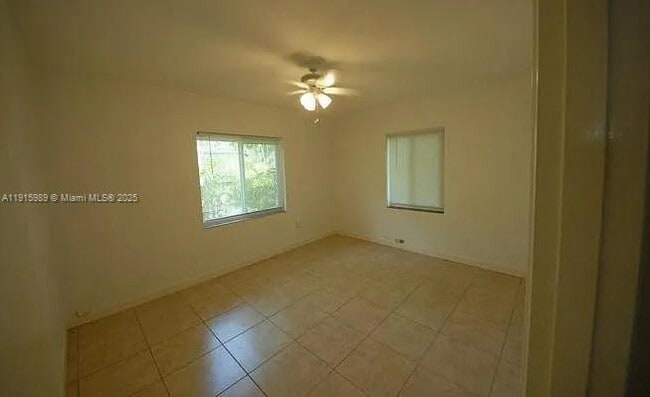 Foto del edificio - 6141 SW 47th St