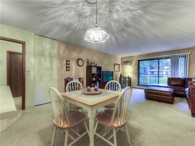 Foto del edificio - 10511 Cedar Lake Rd