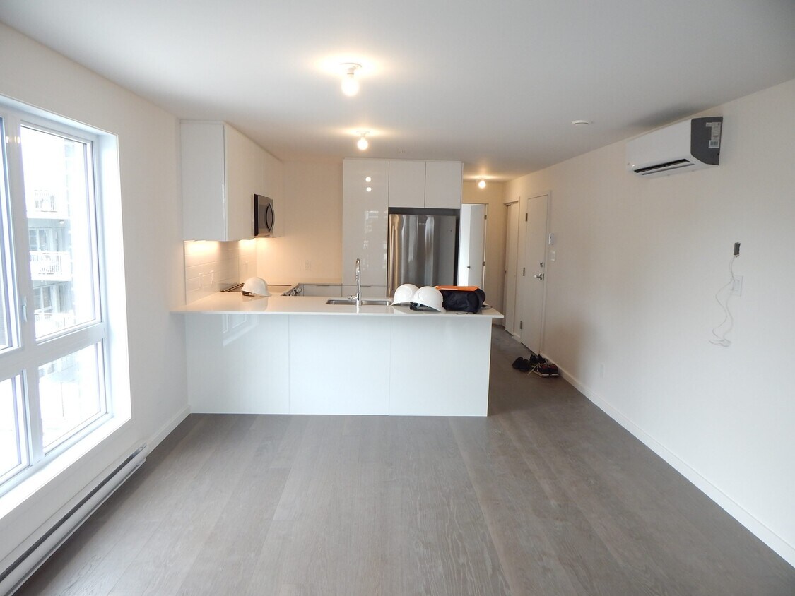 Primary Photo - 580 Rue Nicolet