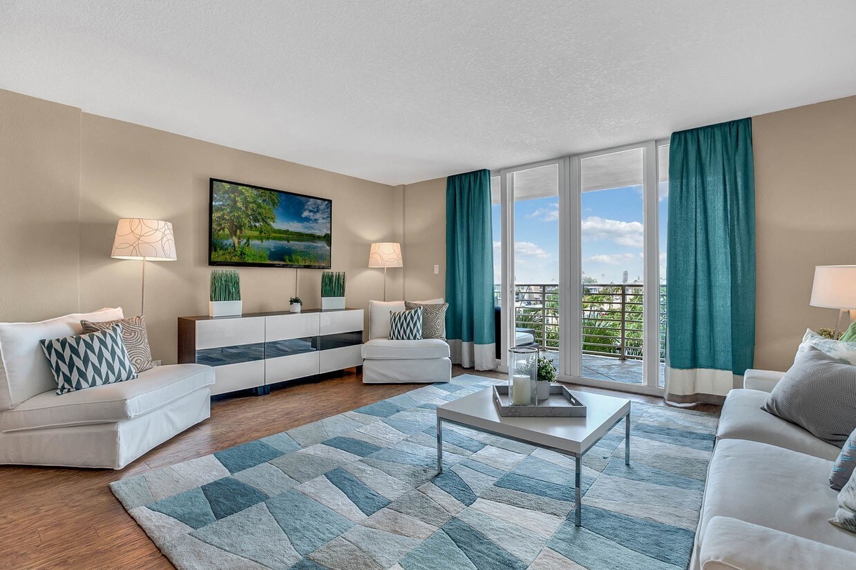 Waters Pointe Apartments 1885 Shore Dr S South Pasadena, FL