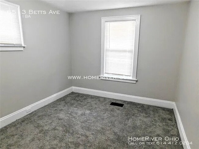 Building Photo - 6513 Betts Ave