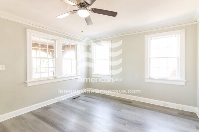 Foto del edificio - 3308 Woodlawn Ave