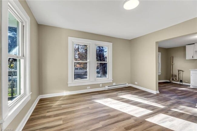 Foto del edificio - ****COMING SOON****