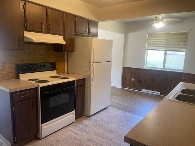 Foto del edificio - 4406 Larkdale Drive