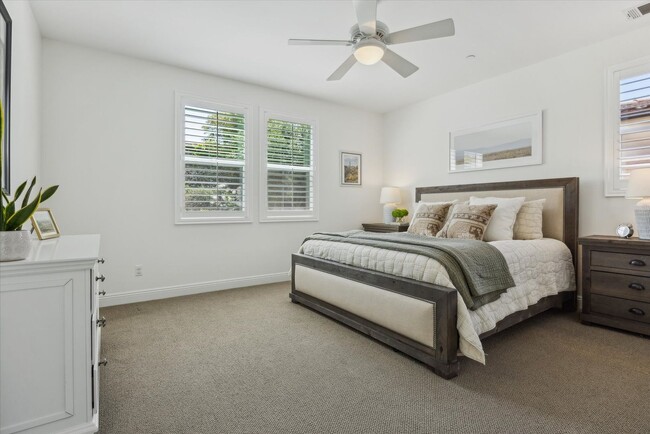 Building Photo - Single Level Executive Home