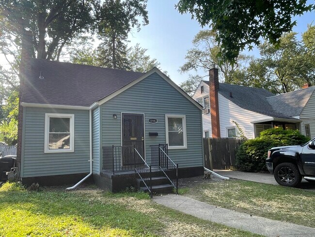 Building Photo - 18943 Greydale Ave