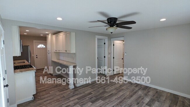 Foto del edificio - 1407 Monterey Rd