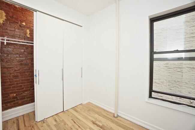Foto del edificio - 3694 Broadway