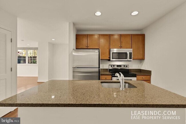 Foto del edificio - 150 V St NW