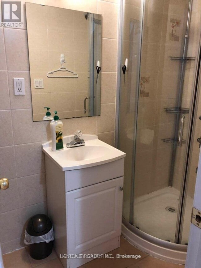 Building Photo - 217 Milliken Meadows Dr