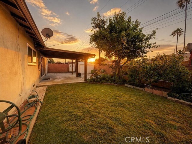 Foto del edificio - 14624 Hutchcroft St