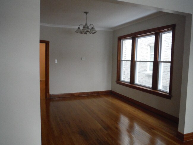 Foto del edificio - 4924 W School St