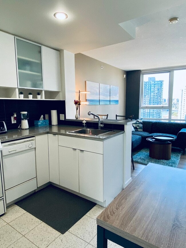 KITCHEN - 939 Expo Blvd