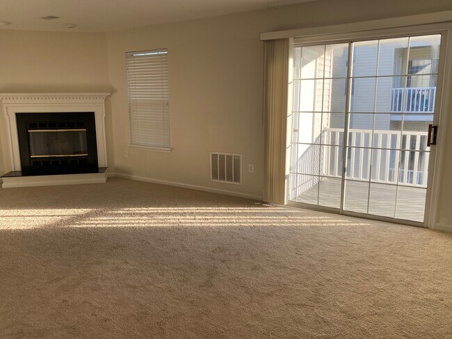 Foto del edificio - 300 Grosvenor Ln