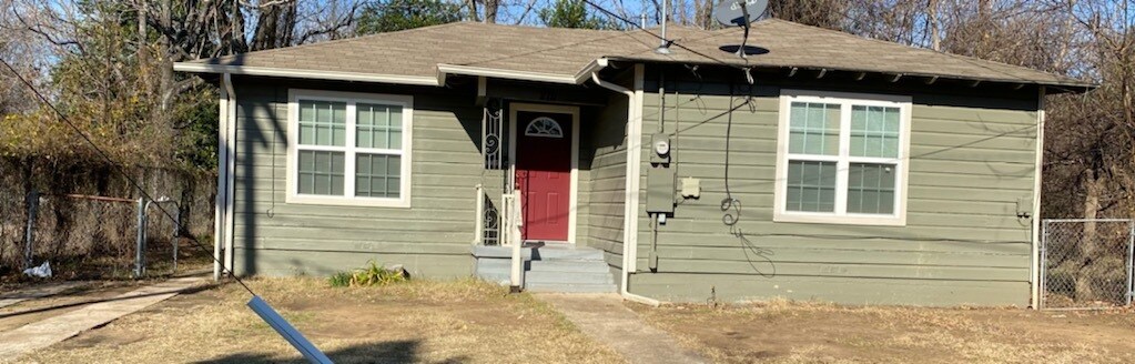 Front of house - 2711 Anderson St