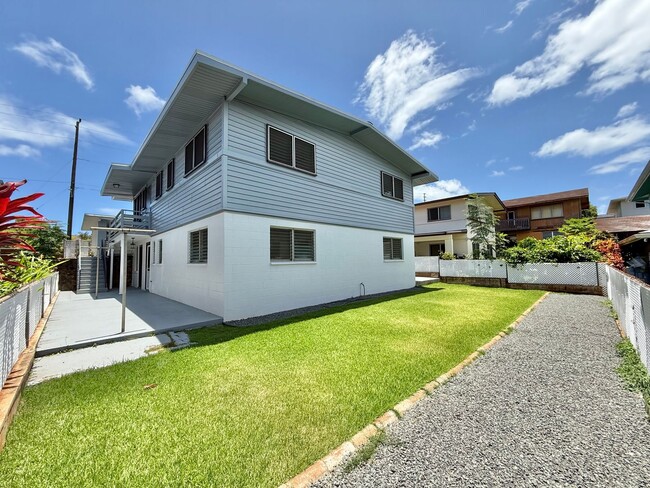 Building Photo - 3824 Harding Ave