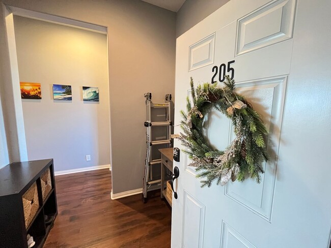 Foto del edificio - 2 Bed 2 Bath Condo in North River Village,...