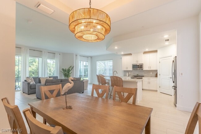 Building Photo - 16903 Fairgrove Way