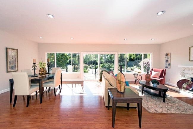 living room - 600 Calpella Dr