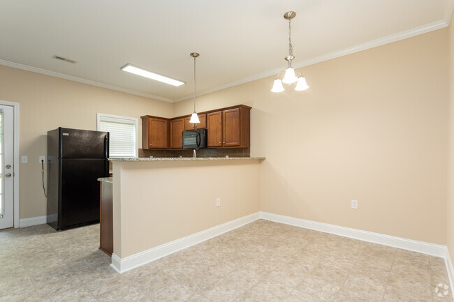 2BR, 2.5BA - 1,200SF w/Deck - Dining Area - Townes at Northridge Park Townhomes