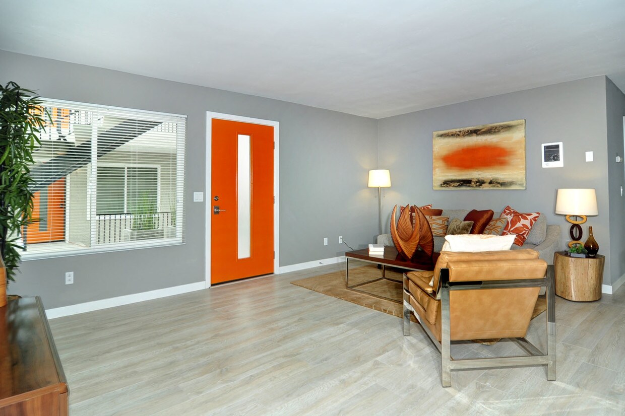Foto principal - 4440 Boundary St