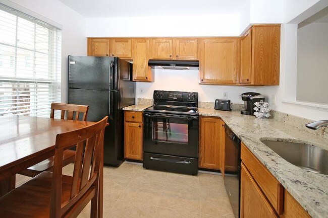 Building Photo - 13902 Bentwaters Dr
