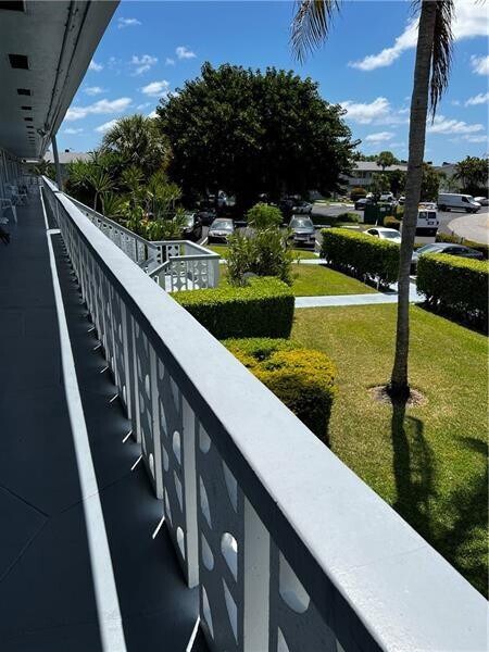 Foto del edificio - 701 Pine Dr