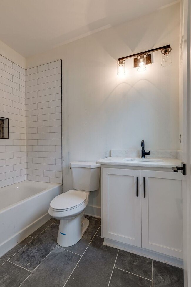 Foto del edificio - Modern Nations Home | 2 Bed, 2 Bath | 900 ...