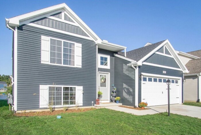 Foto principal - 3408 Chapel Hill Dr W