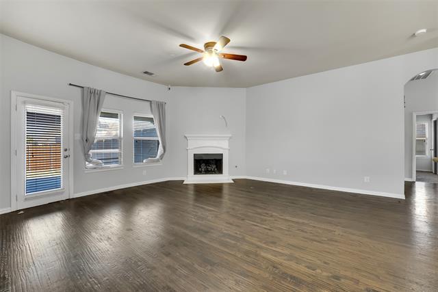 Building Photo - 734 Brazos Way