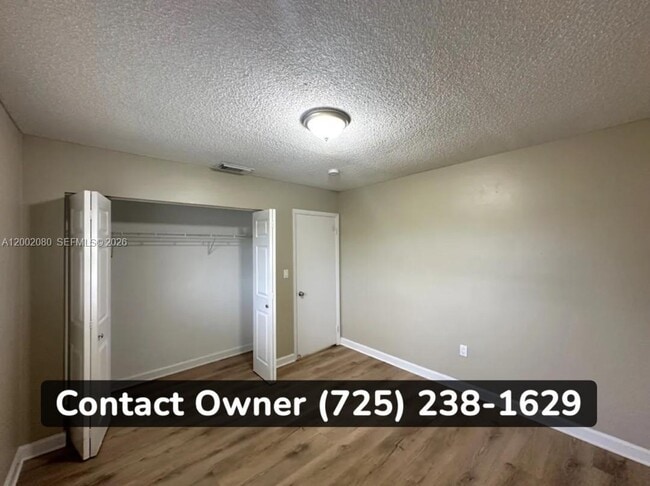 Foto del edificio - 3000 SW 97th Ct