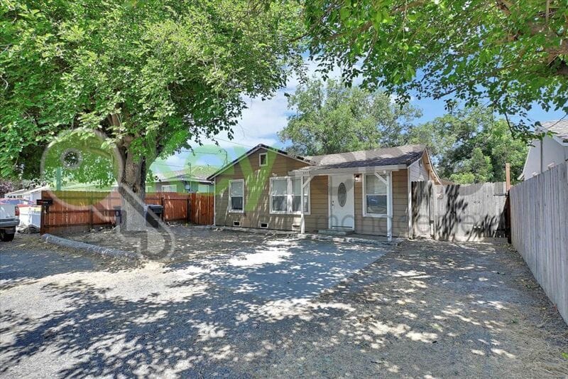 Photo - 2313 Piercy Way