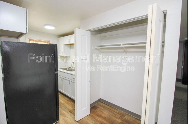 Building Photo - 3309 S Jefferson Ave