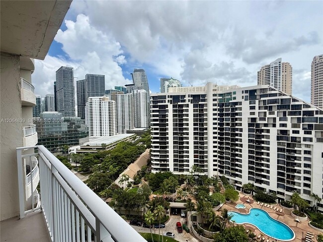 Building Photo - 770 Claughton Island Dr