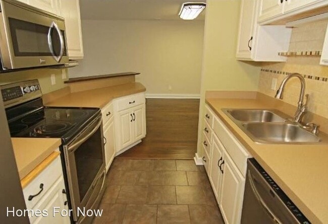 Building Photo - 3 br, 2 bath House - 8558 122nd Ave N.