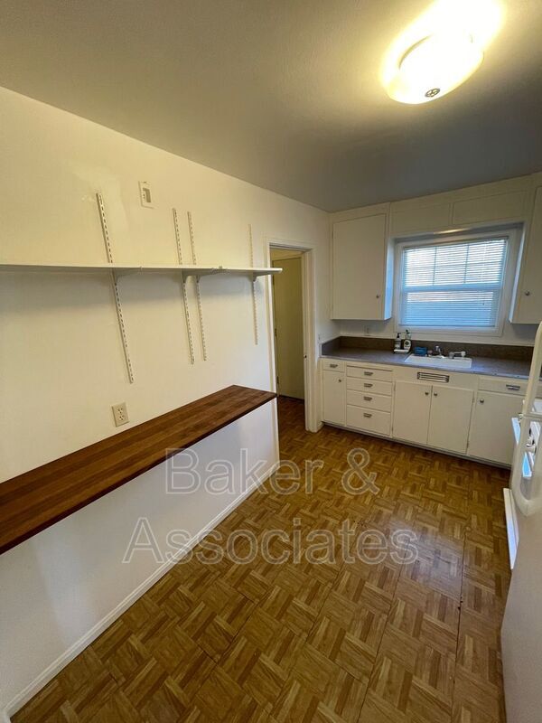 Foto del edificio - 210 Ridgeway Ave