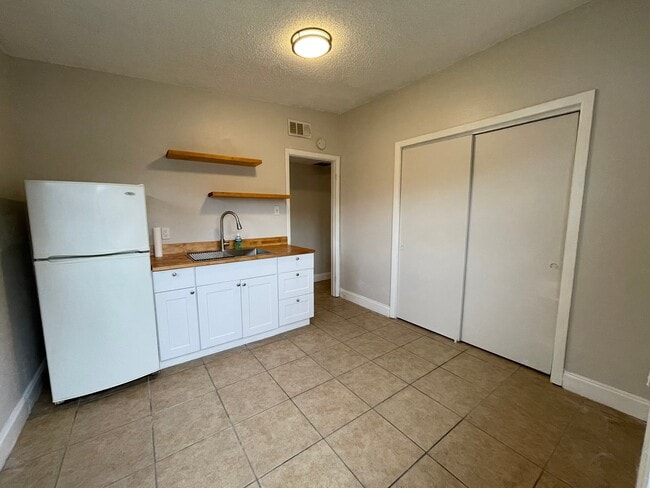 Photo - 11630 Cameron St Apartment