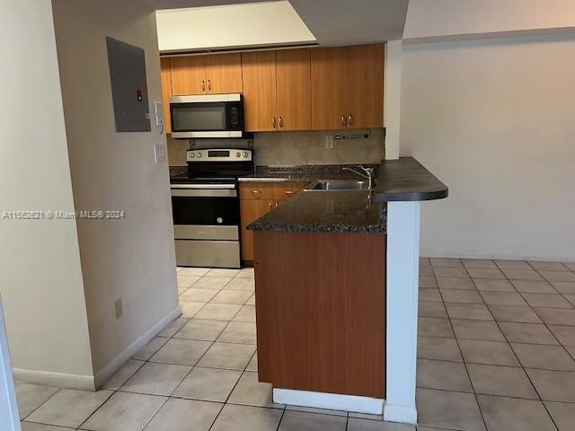 Foto del edificio - 8680 SW 212th St