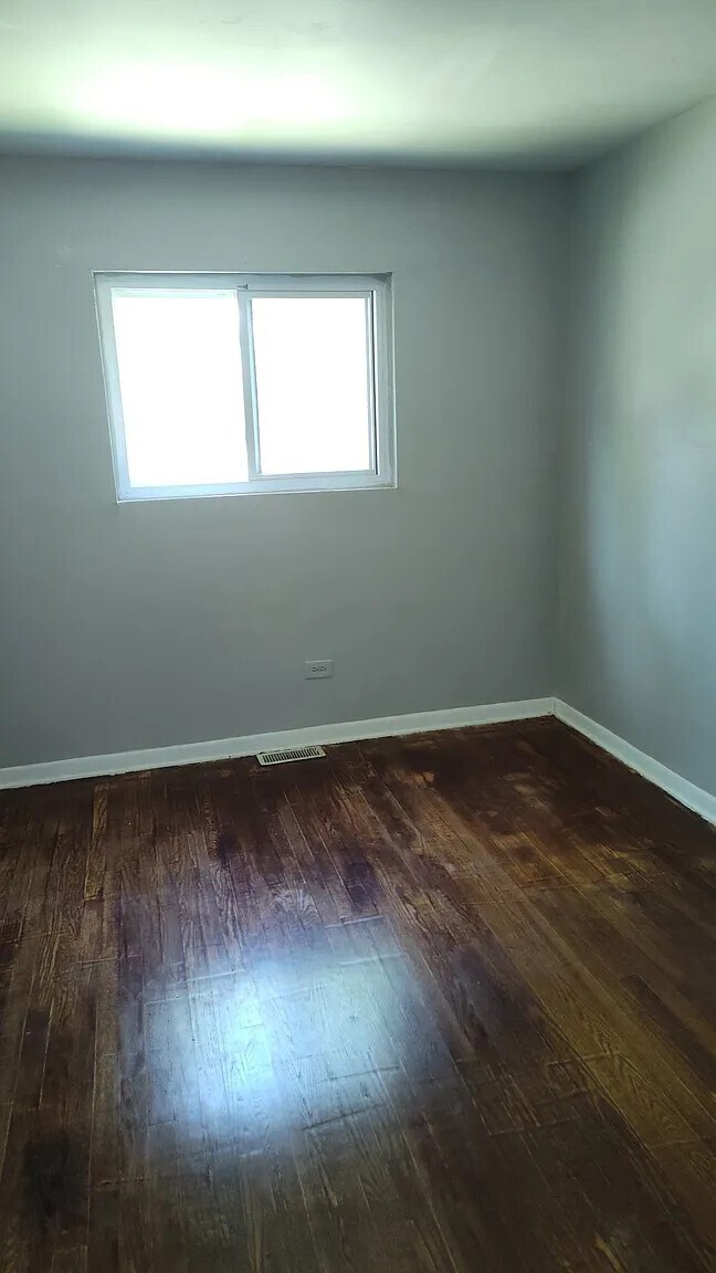 Foto del edificio - 16901 Orchard Ridge Ave