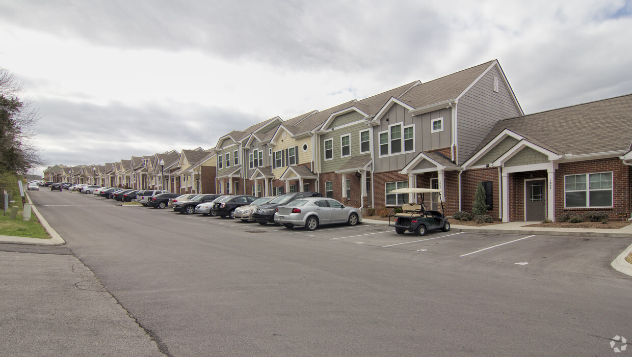 Townhomes of Nashboro Village Apartments - Apartments in Nashville, TN ...