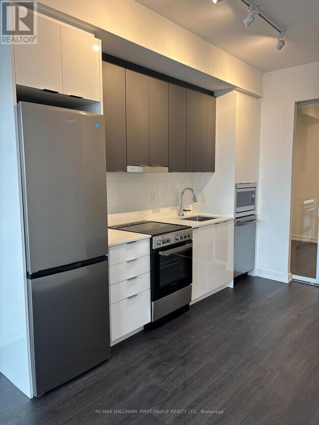 Photo du bâtiment - 9751 Markham Rd